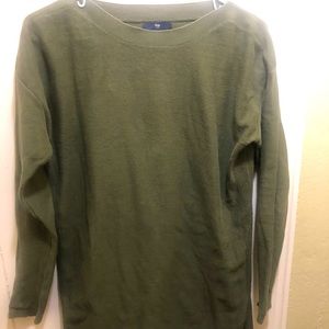 Gap green sweater
